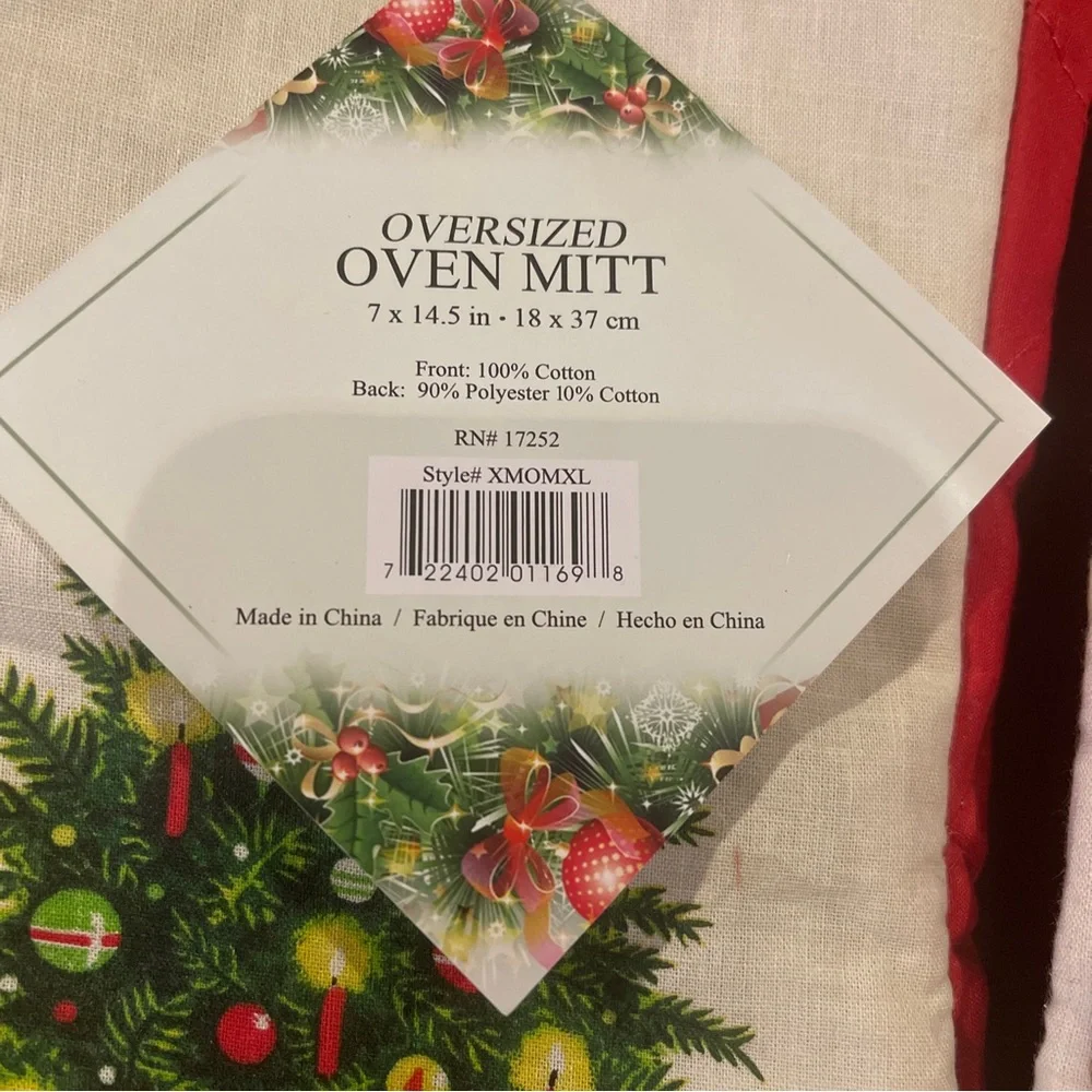 🎄🎄2~Oven Mitts Christmas Tree Ornaments 7” x 14.5” (18 x 36 cm)🎄🎄